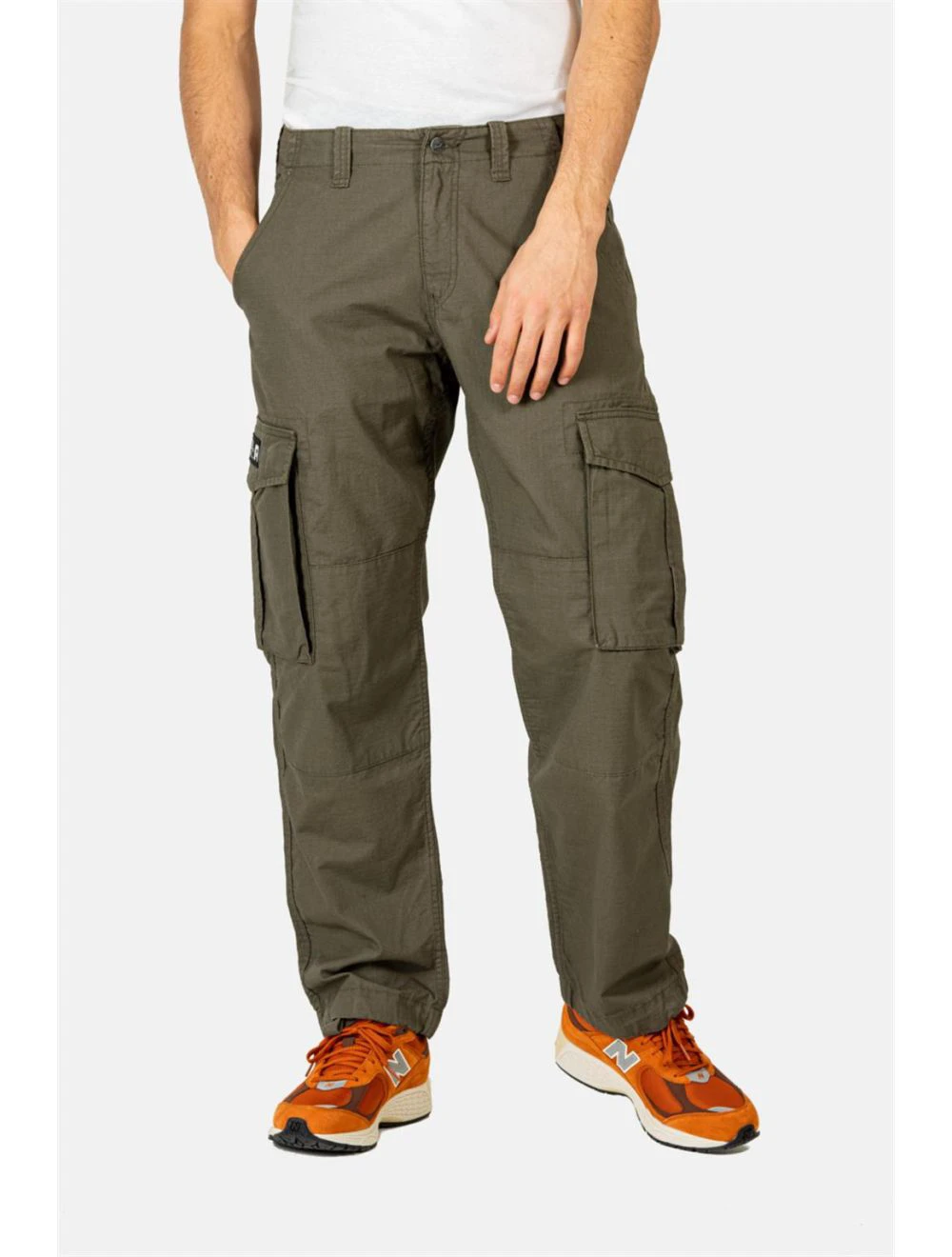 That is a Pants Reell Cargo RipStop 32 olive