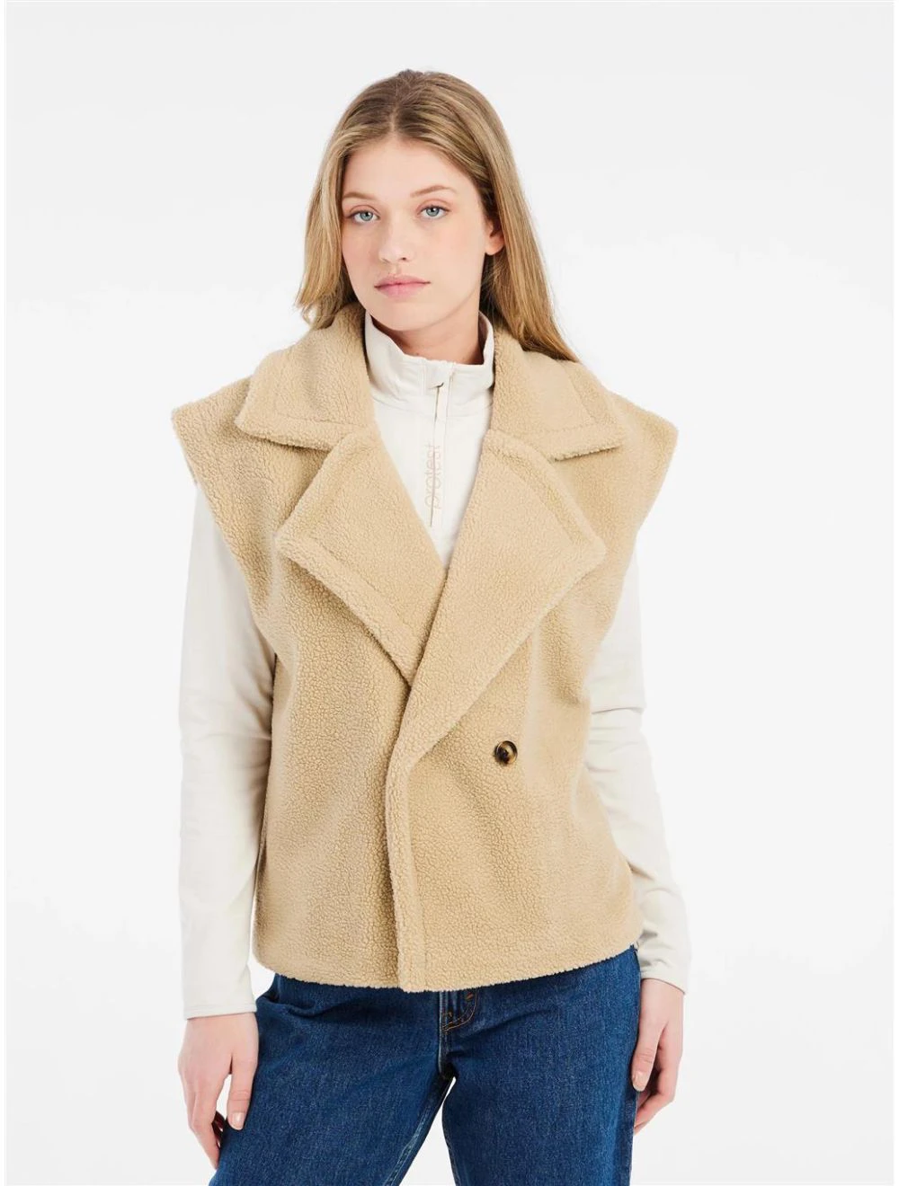 That is a Jacket Protest PRTBrody Teddy Weste bamboo beige