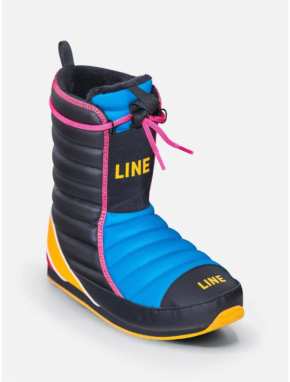That is a Aprés-Bootie Line Line Bootie 2.0 Neon Neon