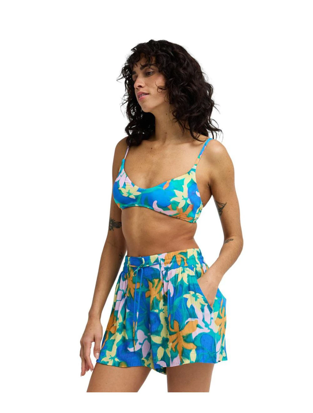 That is a Shorts Billabong On Holiday Shorts Aqua Flores Aqua Flores