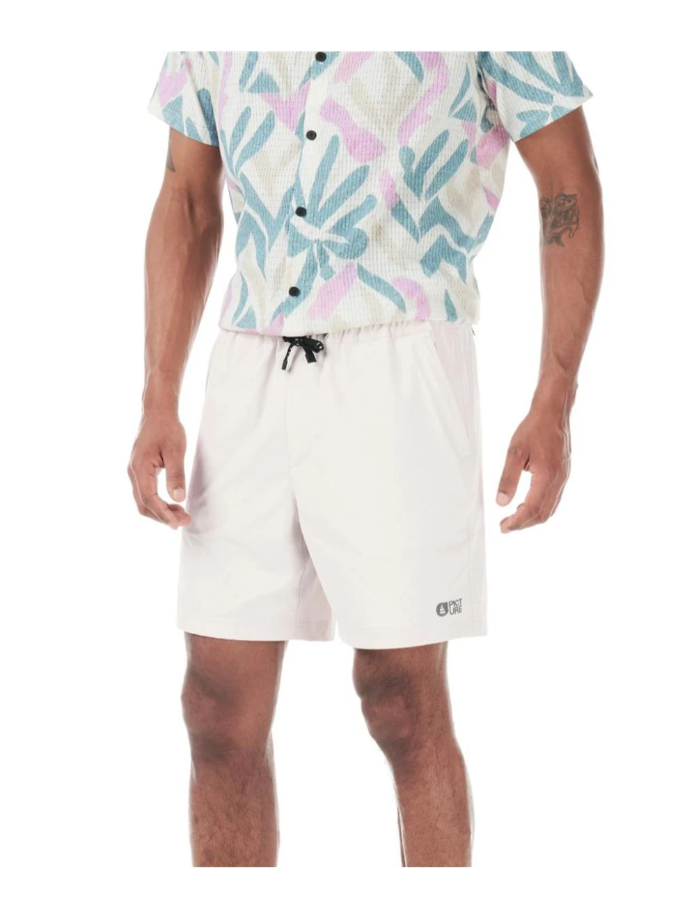 That is a Walkshort Picture Lenu Stretch Shorts Wind Chime