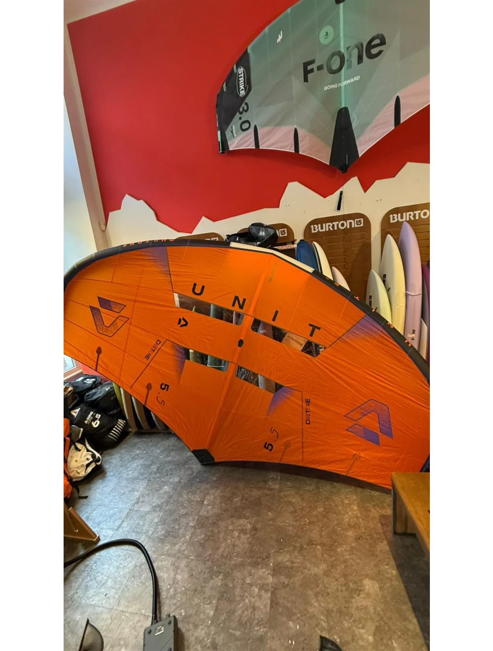 That is a Foilwing; Wing; Duotone TESTWING Unit 2026 5.5 bright-orange bright-orange